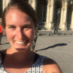 Meet your Posher, Danielle